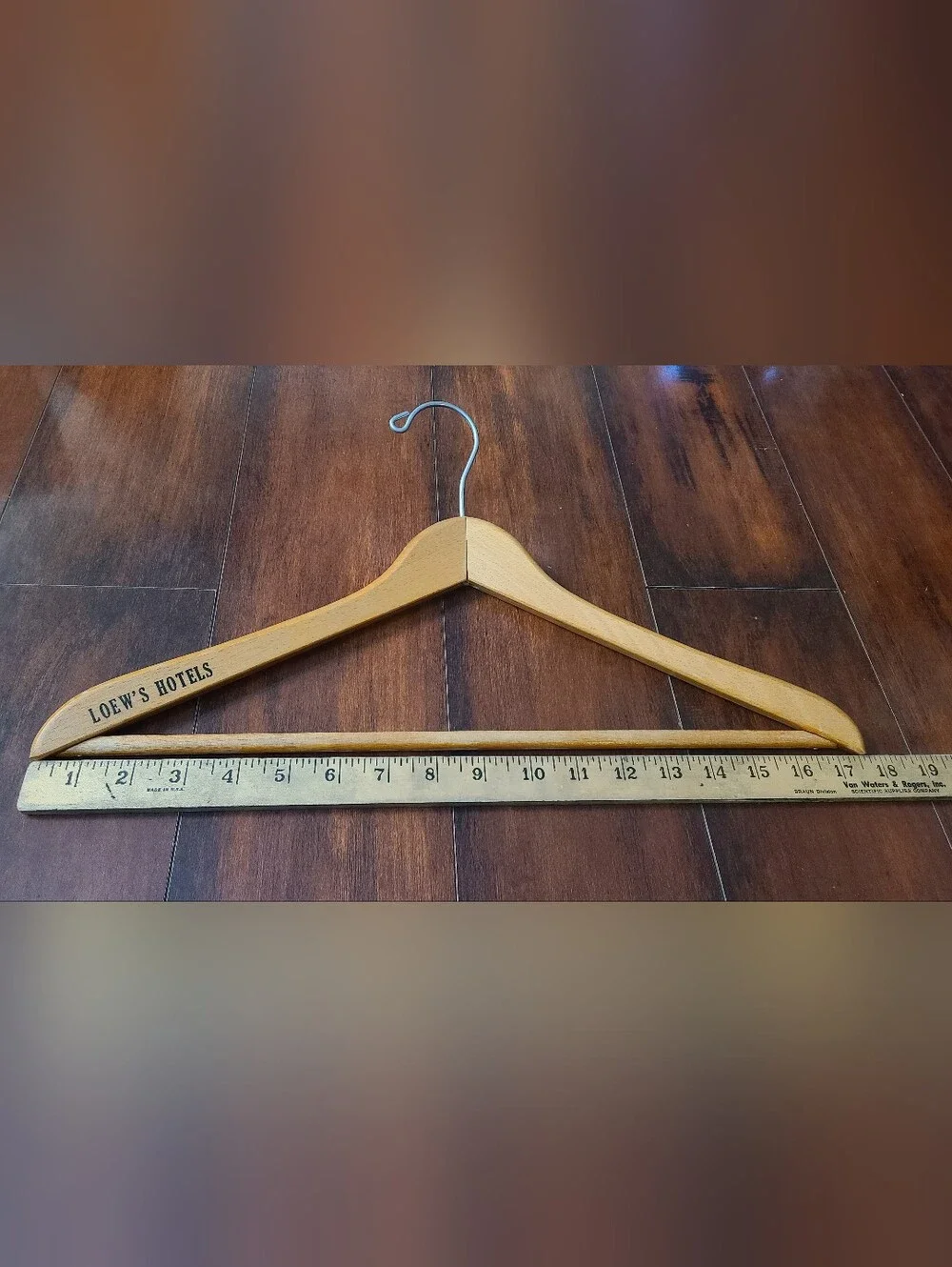 Vtg Loew's Hotels Wooden Hanger Mid-Century Hotel Advertising Memorabilia